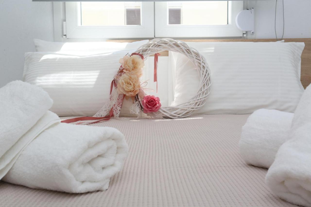Mare Monte Luxury Apartments 1 尼尔斯吉尼 外观 照片